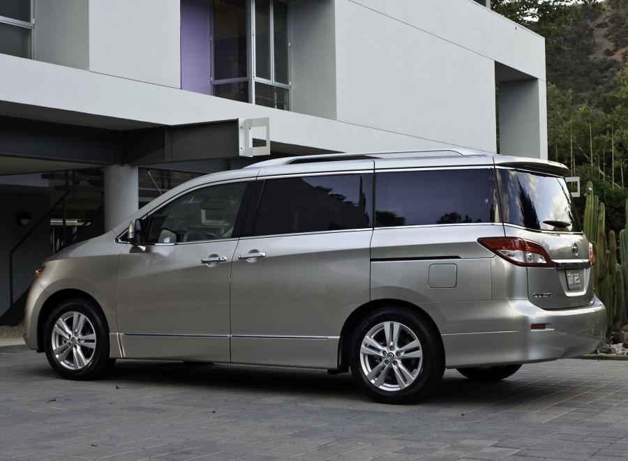  Nissan Quest 2010 года  (фото 5 из 5)